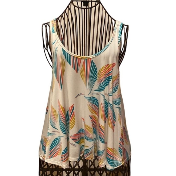 Veronica M leaf feather print buff top - Picture 1 of 6
